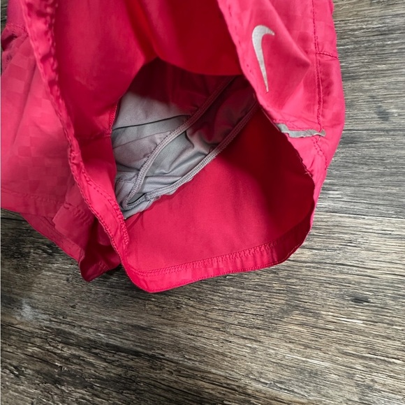 Nike Dri Fit Pink Athletic Shorts Lightweight Performance - Picture 5 of 6